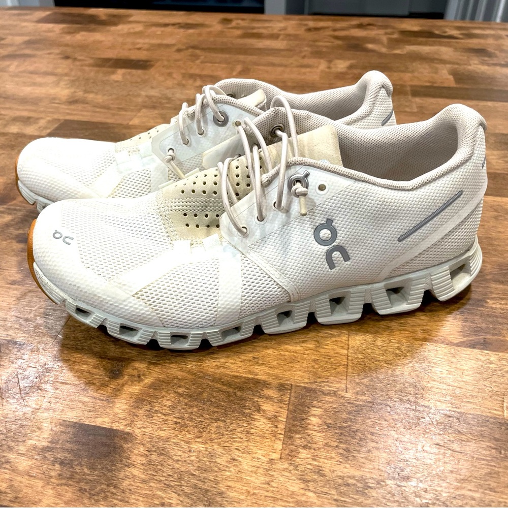 ON Cloud, Women’s Size 5